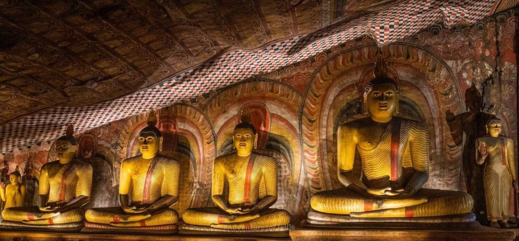 Dambulla et ses grottes décorées